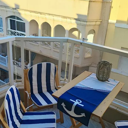 Appartement Dina Sea Star *
